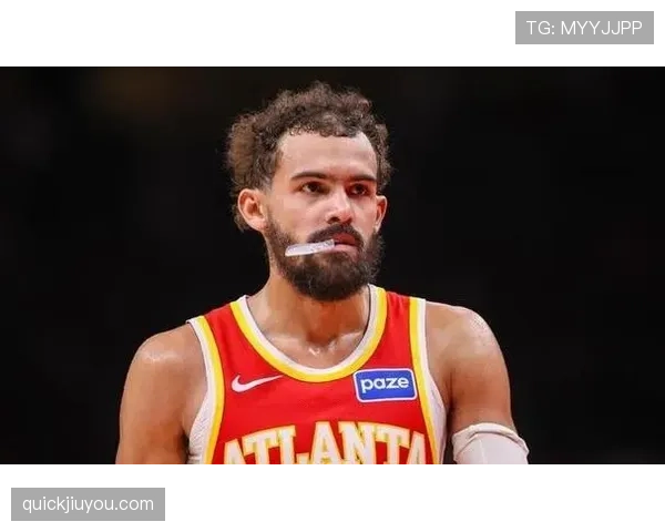 特雷·杨突破拉开场上空间 提升球队关键时刻得分效率